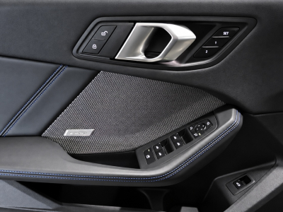 BMW M135 i XDRIVE M SPORT PRO new model HEAD UP HARMAN KARDON PANO CUIR NAVI