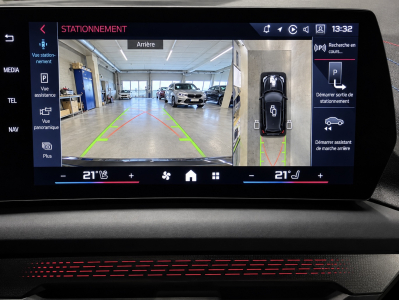 BMW M135 i XDRIVE M SPORT PRO new model HEAD UP HARMAN KARDON PANO CUIR NAVI