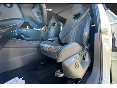 Volkswagen Tiguan Tiguan 2.0 TDI/DSG/4Motion R-Line/ AHK/Pano/360°/Leder/