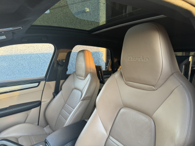 Porsche Cayenne Cayenne Turbo/21/Pano/Camera/ Burmester/