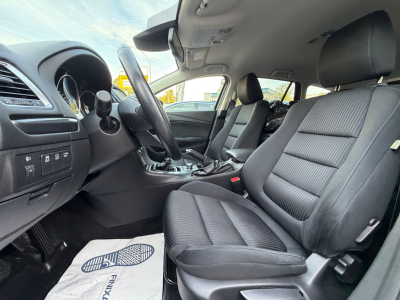 Mazda 6 Kombi Center-Line