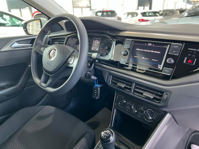 Volkswagen Polo 1.0 TSI 95 Comfortline, CARPLAY, SIEGES CHAUFF., REGULATEUR ,ALU 16'',BLUETOOTH, 1 HAND