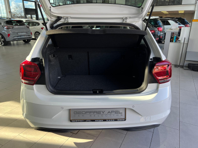 Volkswagen Polo 1.0 TSI 95 Comfortline, CARPLAY, SIEGES CHAUFF., REGULATEUR ,ALU 16'',BLUETOOTH, 1 HAND