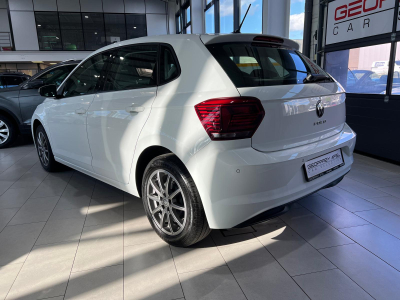 Volkswagen Polo 1.0 TSI 95 Comfortline, CARPLAY, SIEGES CHAUFF., REGULATEUR ,ALU 16'',BLUETOOTH, 1 HAND