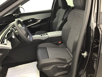 Peugeot 3008 Hybrid 145 e-DCS6 Allure