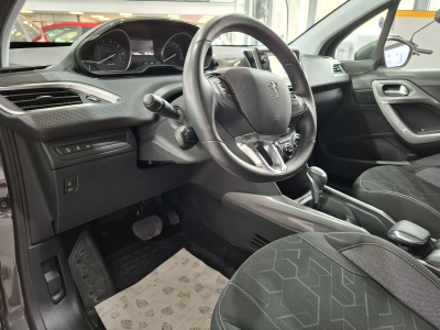 Peugeot 2008 B.AUTO, 110CV, NAVI,CARPLAY,BLUETOOTH, GARANTIE