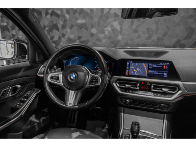 BMW 320 i BERLINE M-SPORT