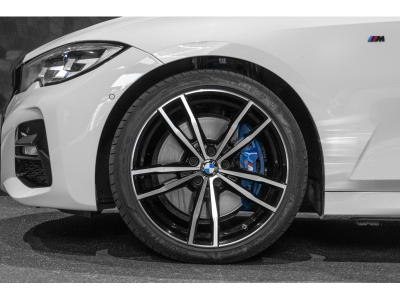 BMW 320 i BERLINE M-SPORT