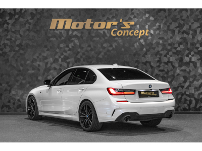 BMW 320 i BERLINE M-SPORT