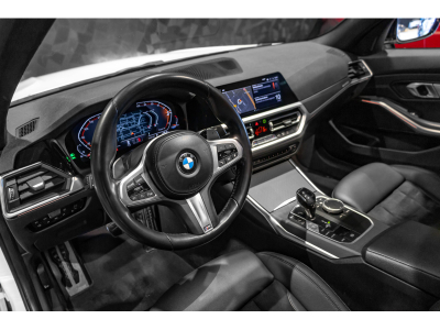 BMW 320 i BERLINE M-SPORT