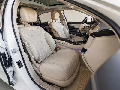 Maybach S560 Limousine 4Matic-PANO/BURMESTER/MASSAGE/DVD/Voll