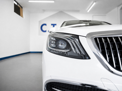 Maybach S560 Limousine 4Matic-PANO/BURMESTER/MASSAGE/DVD/Voll