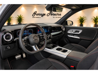 Mercedes-Benz GLB 200 AMG LINE AHK PANO CUIR NAVI 1 HAND