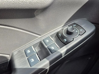Ford Kuga 2.5 PHEV 243 Auto Titanium