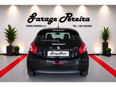 Peugeot 208 1.6 HDI 92 STYLE 1 HAND