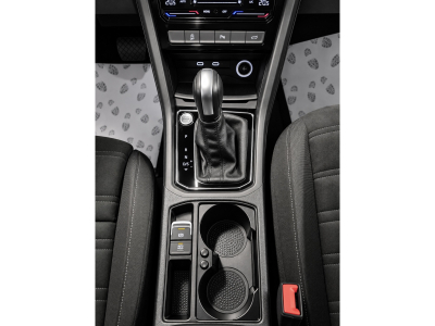 Volkswagen Touran NEW MODEL 2.0 TDI 150 DSG R-LINE 7 SITZE IQ LIGHT NAVI