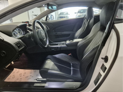 Aston Martin V8 Vantage EUROPA CARBON CUIR NAVI
