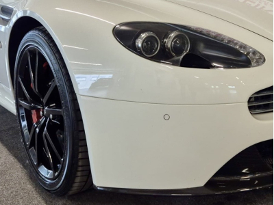Aston Martin V8 Vantage EUROPA CARBON CUIR NAVI