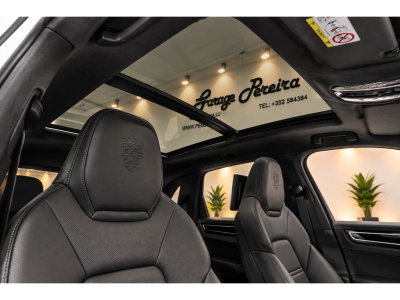 Porsche Cayenne 4.0 TURBO PSCB SPORT DESIGN CARBON APPROVED Hinterradlenkung Roues Directionnels arrière