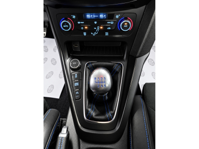 Ford Focus 2.3 ECOBOOST RS 350 AWD RECARO SITZE BI-XENON NAVI