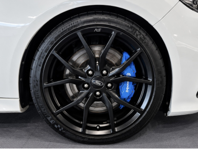 Ford Focus 2.3 ECOBOOST RS 350 AWD RECARO SITZE BI-XENON NAVI