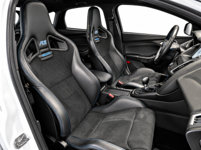 Ford Focus 2.3 ECOBOOST RS 350 AWD RECARO SITZE BI-XENON NAVI