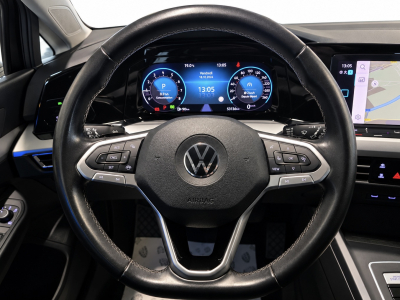 Volkswagen Golf Golf 8 1.5 eTSI 150 DSG LIFE LED NAVI