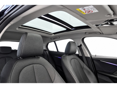 BMW 118 i SPORTLINE New Model AUTO PANO LED CUIR NAVI