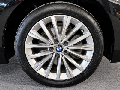 BMW 118 i SPORTLINE New Model AUTO PANO LED CUIR NAVI