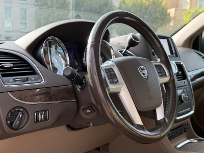 Lancia Voyager Gold/SD/7xSitzer/LEDER/DVD/KAMERA/VOLL