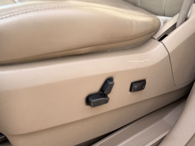 Lancia Voyager Gold/SD/7xSitzer/LEDER/DVD/KAMERA/VOLL