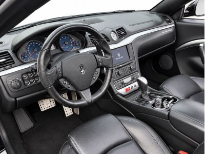 Maserati GranCabrio SPORT 4.7 V8 PININFARINA BOSE CUIR NAVI