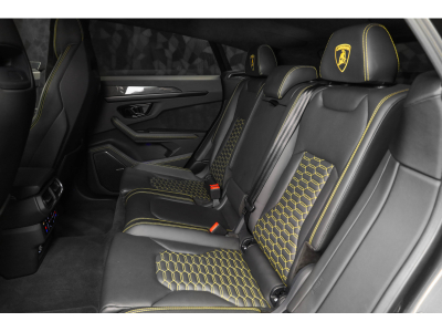 Lamborghini Urus S V8 - AKRAPOVIC