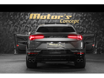 Lamborghini Urus S V8 - AKRAPOVIC
