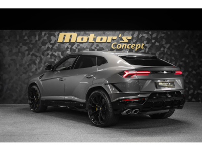 Lamborghini Urus S V8 - AKRAPOVIC