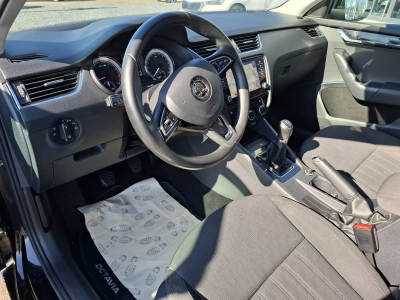 Skoda Octavia 1.8 TSI STYLE LED NAVI 1 HAND