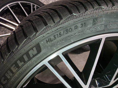 Jantes alu + Pneus hiver 21