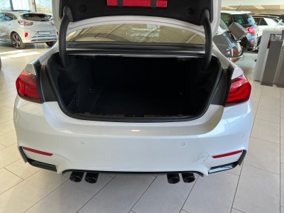 BMW M4 3.0 DKG , CARBON, CUIR, NAVI
