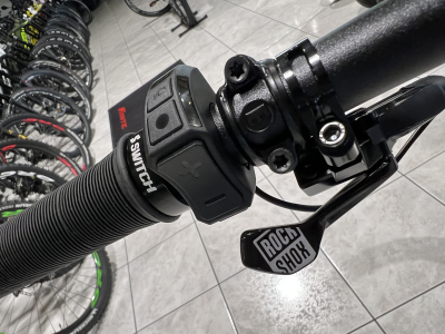 Fantic XEF 1.9 RACE L 720Wh, 29''-27,5'', freins 4 pistons, 90 Nm