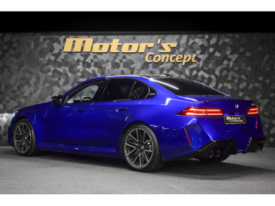 BMW M5 G90 - Marina Bay Blue Metallic