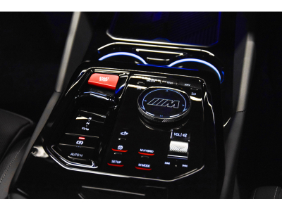 BMW M5 G90 - Marina Bay Blue Metallic