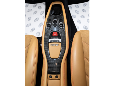 Ferrari 458 4.5 V8 ITALIA CARBON RACING SEATS LIFT