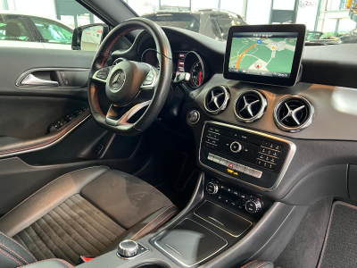 Mercedes-Benz GLA 200 AMG LINE, CUIR, NAVI, LED, CAMERA, ATT. REMORQUE, ALU 18'', 1 HAND