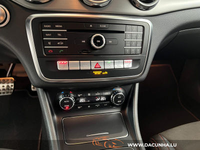 Mercedes-Benz GLA 200 AMG LINE, CUIR, NAVI, LED, CAMERA, ATT. REMORQUE, ALU 18'', 1 HAND