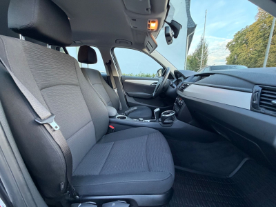 BMW X1 xDrive 20 i/