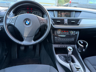 BMW X1 xDrive 20 i/
