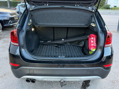 BMW X1 xDrive 20 i/