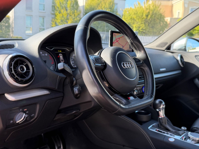 Audi S3 Sportback 2.0 TFSI quattro