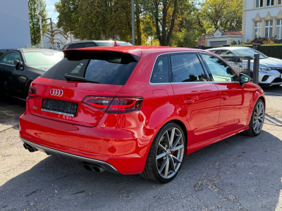 Audi S3 Sportback 2.0 TFSI quattro