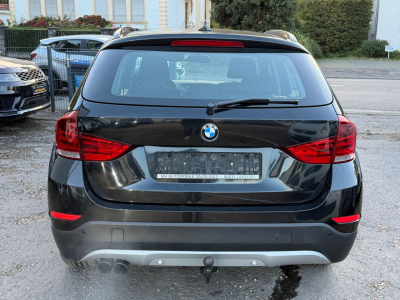 BMW X1 xDrive 20 i/